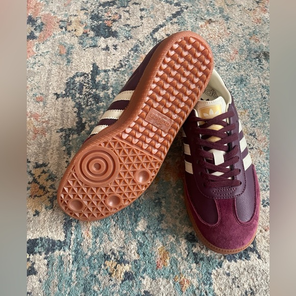 Adidas Samba OG Maroon Sneakers - Picture 4 of 7